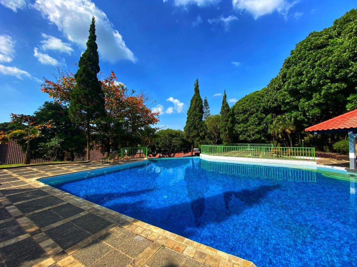 Grand Whiz Hotel โบรโม ภายนอก รูปภาพ