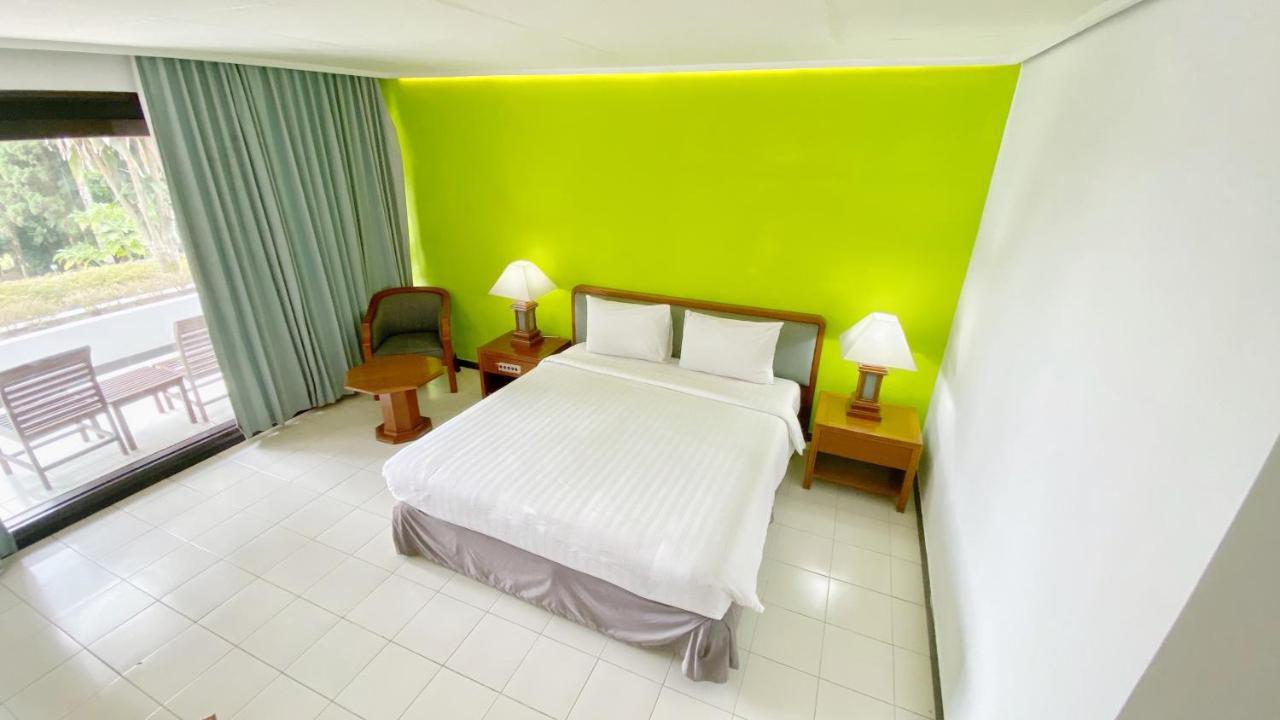 Grand Whiz Hotel โบรโม ภายนอก รูปภาพ