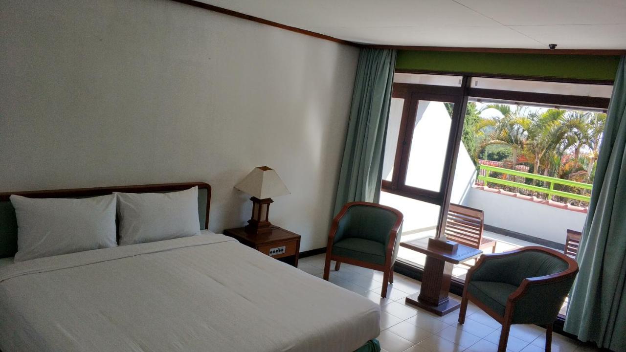 Grand Whiz Hotel โบรโม ภายนอก รูปภาพ